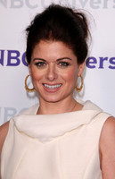 120106_debra_messing_01-_01-_1140193