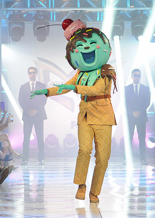 MaskedSinger_91019_0930
